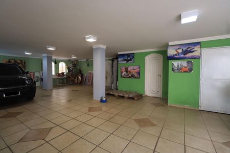 Casa à venda com 660m², 3 quartos e 6 vagasGaragem