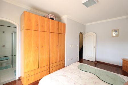 Casa à venda com 660m², 3 quartos e 6 vagasSuíte