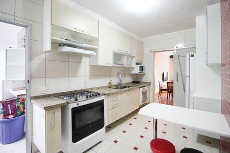 Apartamento à venda com 109m², 3 quartos e 1 vaga Apartamento à venda com 109m², 3 quartos e 1 vagaCozinha