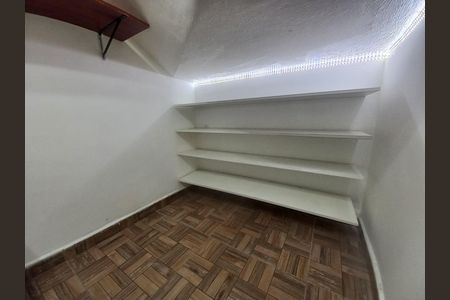 Apartamento para alugar com 50m², 1 quarto e sem vaga Apartamento para alugar com 50m², 1 quarto e sem vagaCloset