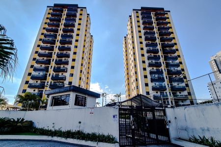 Apartamento à venda com 97m², 3 quartos e 3 vagasFachada - Plaquinha