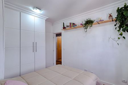 Apartamento à venda com 97m², 3 quartos e 3 vagasQuarto 2