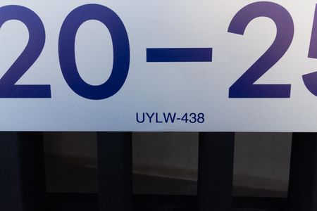Placa de apartamento para alugar com 1 quarto, 35m² em Vila Ema, São Paulo