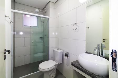 Banheiro de apartamento para alugar com 1 quarto, 35m² em Vila Ema, São Paulo