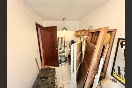 Casa à venda com 350m², 3 quartos e 6 vagas Casa à venda com 350m², 3 quartos e 6 vagasQuarto de Serviço