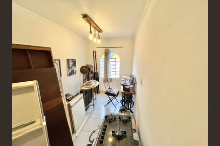 Casa à venda com 350m², 3 quartos e 6 vagas Casa à venda com 350m², 3 quartos e 6 vagasQuarto de Serviço