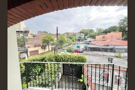 Casa à venda com 350m², 3 quartos e 6 vagas Casa à venda com 350m², 3 quartos e 6 vagasVaranda da Suíte
