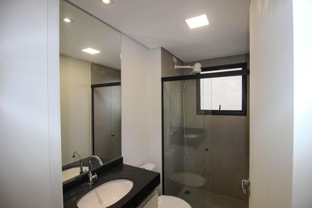 Apartamento para alugar com 85m², 2 quartos e 2 vagas Apartamento para alugar com 85m², 2 quartos e 2 vagasBanheiro social