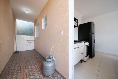 Casa para alugar com 40m², 1 quarto e sem vagaÁrea de Serviço
