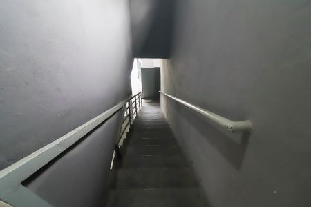 Casa à venda com 46m², 1 quarto e sem vagaEscada