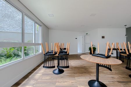 Apartamento para alugar com 30m², 2 quartos e sem vagaÁrea comum - Salão de festas