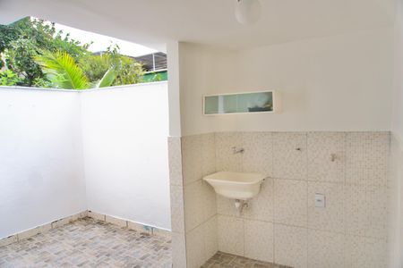 Casa para alugar com 75m², 2 quartos e 1 vagaÁrea de Serviço