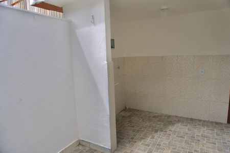 Casa para alugar com 75m², 2 quartos e 1 vagaÁrea de Serviço