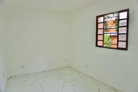 Casa para alugar com 75m², 2 quartos e 1 vagaSala