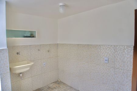 Casa para alugar com 75m², 2 quartos e 1 vagaÁrea de Serviço