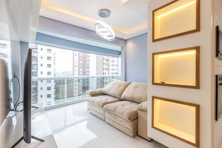 Sala de apartamento para alugar com 2 quartos, 72m² em Empresarial 18 do Forte, Barueri