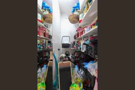 Apartamento à venda com 127m², 3 quartos e 2 vagas Apartamento à venda com 127m², 3 quartos e 2 vagasDespensa