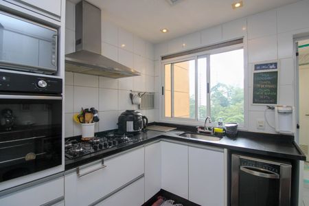 Apartamento à venda com 127m², 3 quartos e 2 vagas Apartamento à venda com 127m², 3 quartos e 2 vagasCozinha