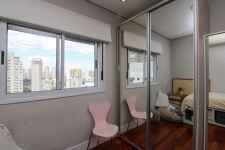 Apartamento à venda com 127m², 3 quartos e 2 vagas Apartamento à venda com 127m², 3 quartos e 2 vagasQuarto 1