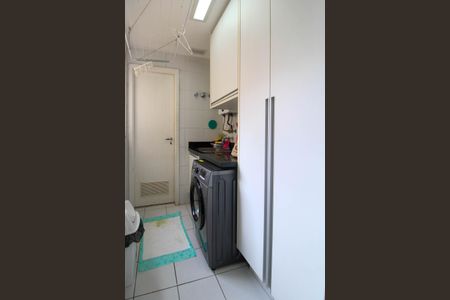 Apartamento à venda com 127m², 3 quartos e 2 vagas Apartamento à venda com 127m², 3 quartos e 2 vagasÁrea de Serviço