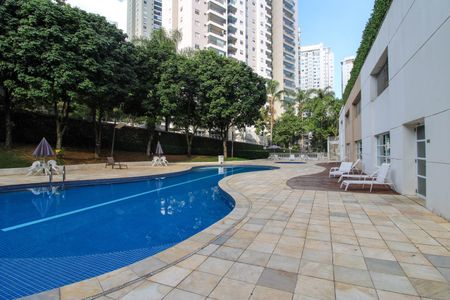 Apartamento à venda com 127m², 3 quartos e 2 vagas Apartamento à venda com 127m², 3 quartos e 2 vagasPiscina