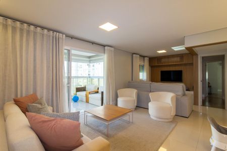 Apartamento à venda com 131m², 3 quartos e 3 vagasSala