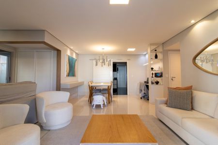 Apartamento à venda com 131m², 3 quartos e 3 vagasSala