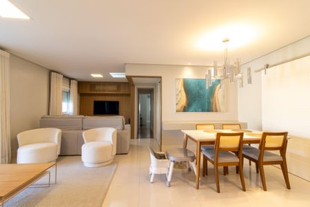 Apartamento à venda com 131m², 3 quartos e 3 vagasSala