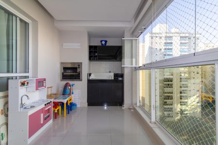 Apartamento à venda com 131m², 3 quartos e 3 vagasVaranda