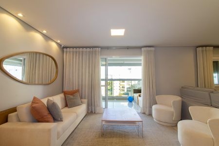 Apartamento à venda com 131m², 3 quartos e 3 vagasSala