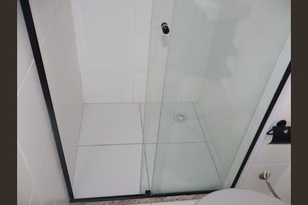 Banheiro de apartamento para alugar com 1 quarto, 28m² em Vila Ema, São Paulo