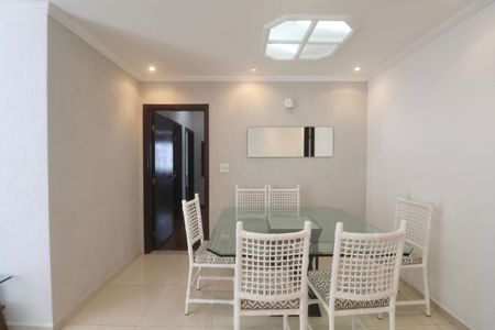Sala de apartamento para alugar com 4 quartos, 125m² em Vila Luis Antônio, Guarujá
