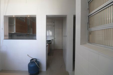 Apartamento para alugar com 125m², 4 quartos e 1 vagaÁrea de Serviço