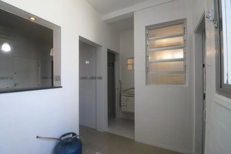 Apartamento para alugar com 125m², 4 quartos e 1 vagaÁrea de Serviço