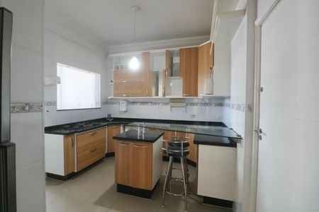 Apartamento para alugar com 125m², 4 quartos e 1 vagaCozinha