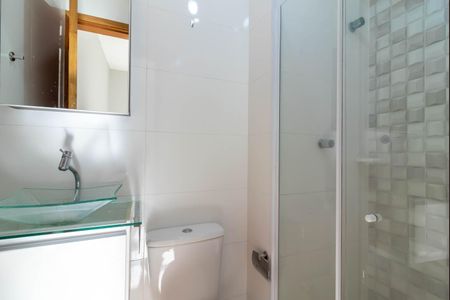 Banheiro da Suíte de apartamento para alugar com 1 quarto, 28m² em Chora Menino, São Paulo