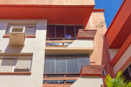 Apartamento à venda com 65m², 2 quartos e 1 vaga Apartamento à venda com 65m², 2 quartos e 1 vagaFachada