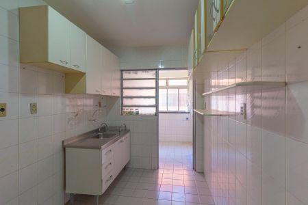 Apartamento à venda com 65m², 2 quartos e 1 vaga Apartamento à venda com 65m², 2 quartos e 1 vagaCozinha
