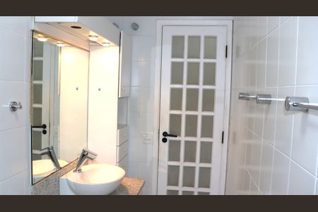 Apartamento para alugar com 162m², 3 quartos e 3 vagasBanheiro da Suíte