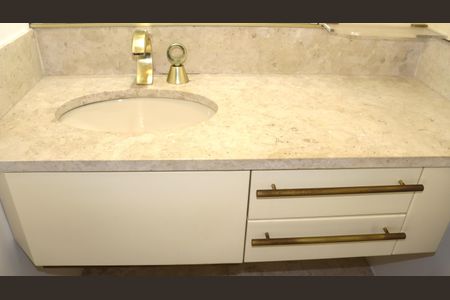 Apartamento para alugar com 162m², 3 quartos e 3 vagasLavabo