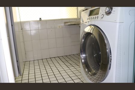 Apartamento para alugar com 162m², 3 quartos e 3 vagasÁrea de Serviço