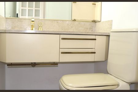 Apartamento para alugar com 162m², 3 quartos e 3 vagasLavabo