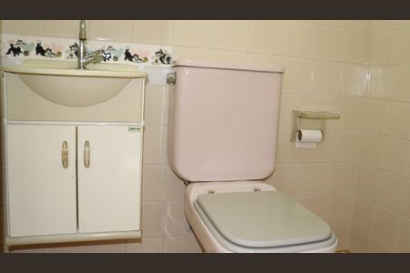 Apartamento para alugar com 162m², 3 quartos e 3 vagasBanheiro de Serviço