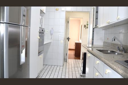 Apartamento para alugar com 162m², 3 quartos e 3 vagasCozinha