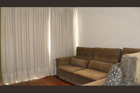 Apartamento para alugar com 162m², 3 quartos e 3 vagasSala