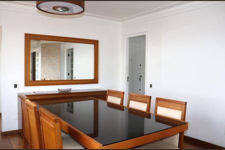 Apartamento para alugar com 162m², 3 quartos e 3 vagasSala