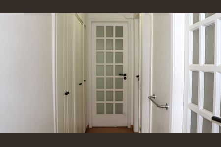 Apartamento para alugar com 162m², 3 quartos e 3 vagasCorredor 