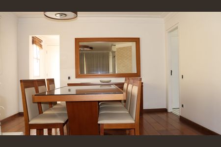 Sala de apartamento à venda com 3 quartos, 162m² em Morro dos Ingleses, São Paulo