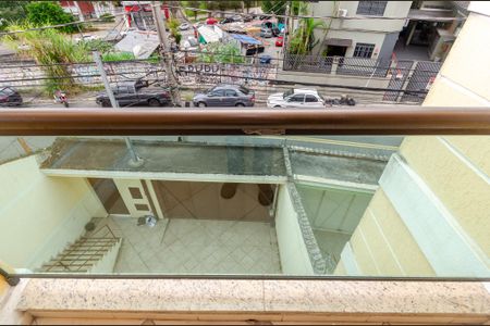 Casa à venda com 200m², 3 quartos e 4 vagasSuíte 1 - Sacada