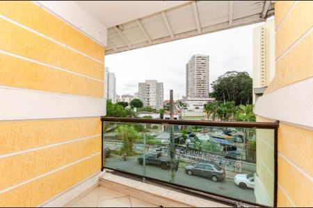 Casa à venda com 200m², 3 quartos e 4 vagasSuíte 1 - Sacada